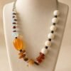 Collier artisanal Harmonie Contrastée en pierre de lune et ambre